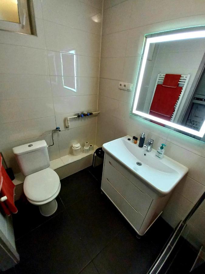 Buckingham Palace Apartman, Debrecen Buitenkant foto